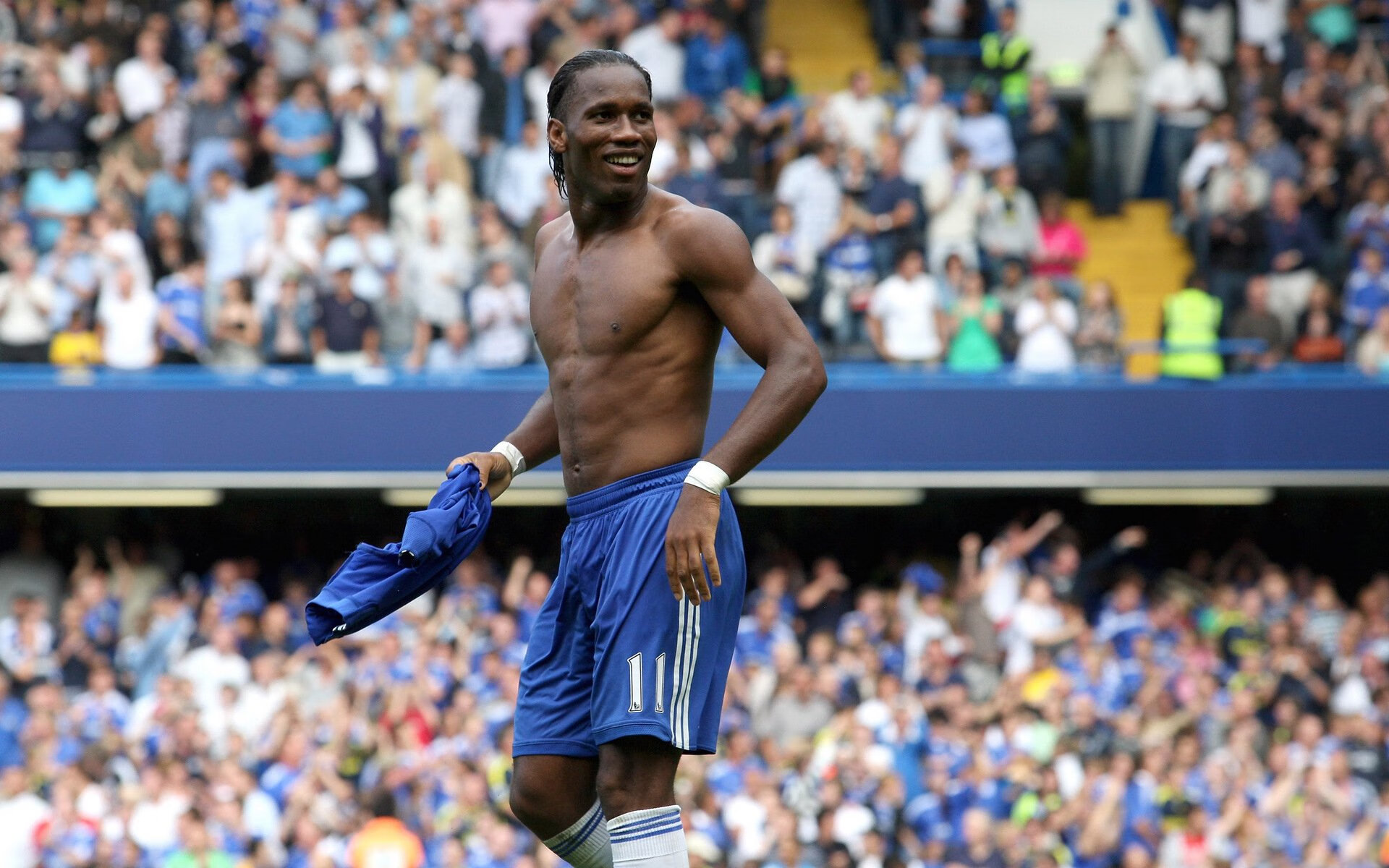 电竞世界杯落幕 中国战队斩获英雄联盟全球